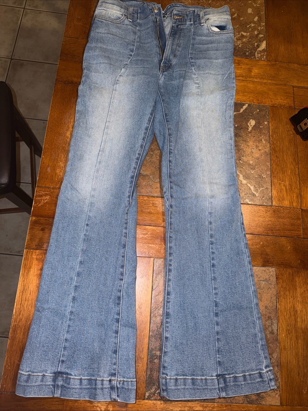 Revice Denim Light Wash Flare Jeans Sz 29
